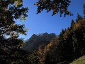 Salita da Colere al Rifugio Albani (1939 m.) con la prima neve il 20 ottobre 2010 - FOTOGALLERY